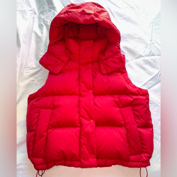 Lululemon Wunder Puff Cropped Vest – Grenadine Red – Size 6 - Picture 2 of 6